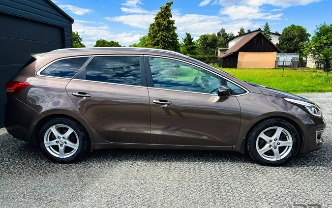 Kia Ceed cena 46900 przebieg: 59247, rok produkcji 2016 z Sochaczew małe 254